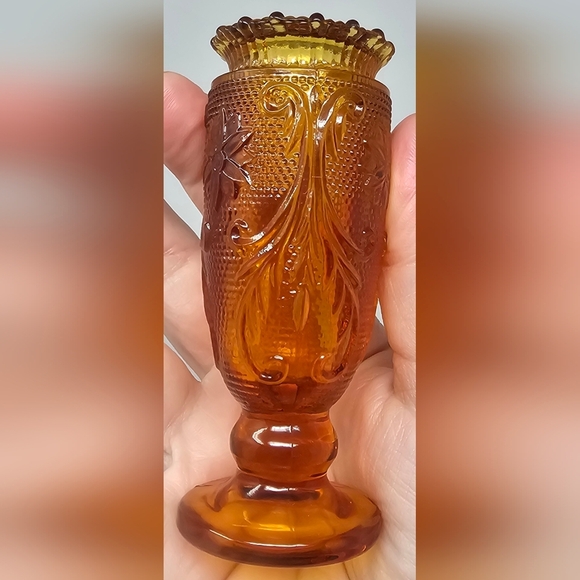 Vintage Indiana Glass Tiara Sandwich Pattern Mini Bud Vase Toothpick Holder 4" - Picture 5 of 9